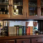 The Betty - A 1920S Vintage Bungalow